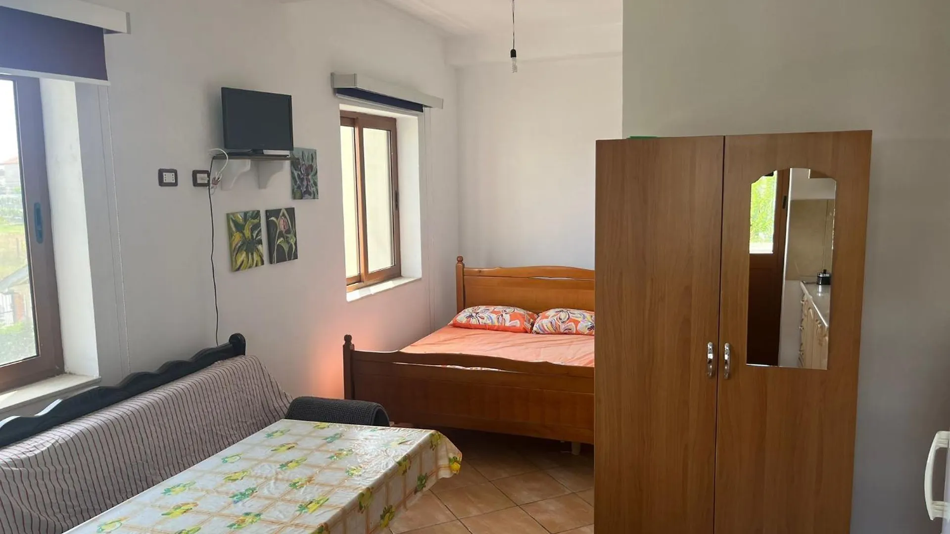 Residence Domus Aurea Velipojë 0*,  Albania