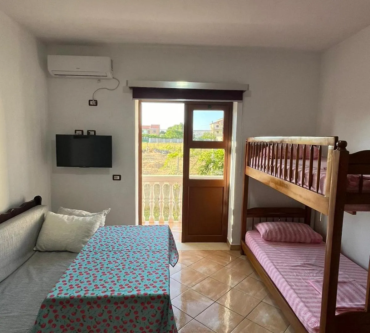 Hotel apartamentowy Residence Domus Aurea Velipojë