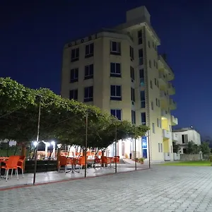 Restaurant Globi Velipojë