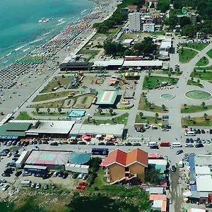 Flat Ergli Velipojë